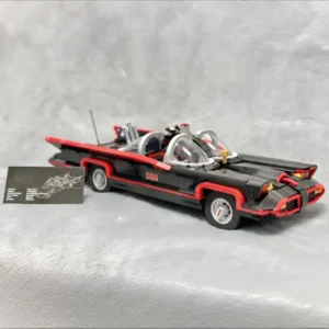 LEGO Batman – Batmobile 1966 en Blocs à Construire Voiture Classique de Batman